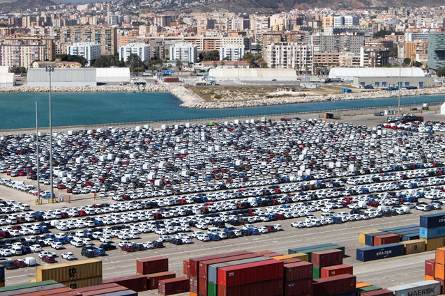 Semana récord para el tráfico de vehículos en el Puerto de Málaga