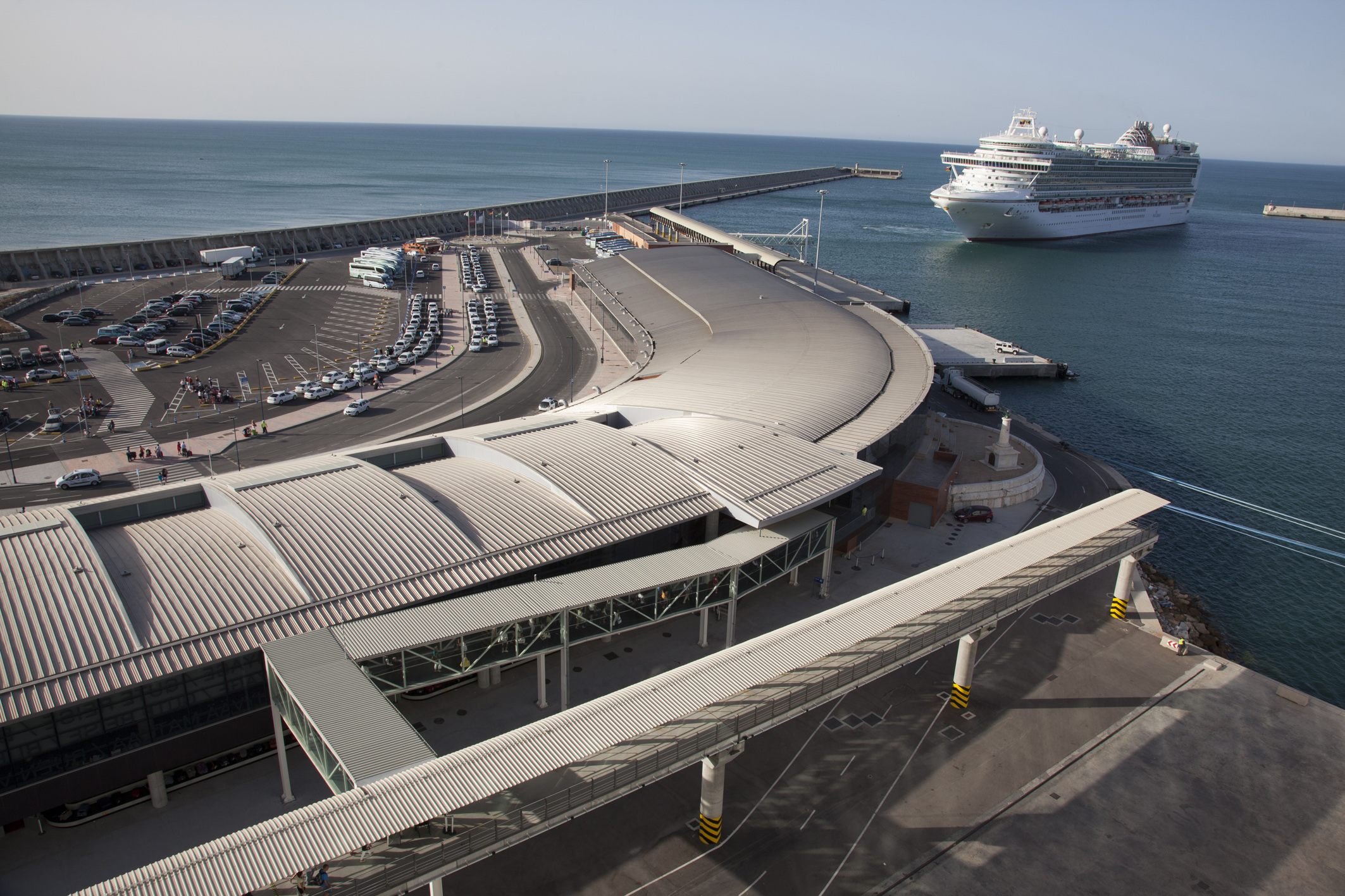 El Consejo de Gobierno de la Junta de Andalucía presenta un protocolo de actuación que permitirá la reanudación de la actividad de cruceros