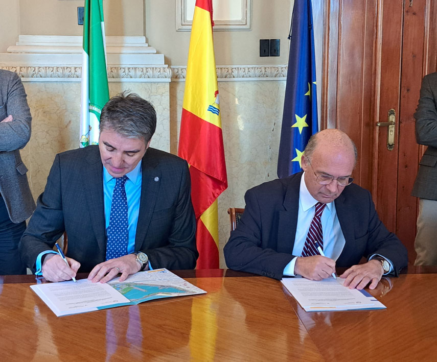 El Puerto de Málaga firma un convenio de visado con el Colegio de Ingenieros de Caminos que refuerza la competitividad y seguridad en sus proyectos y obras